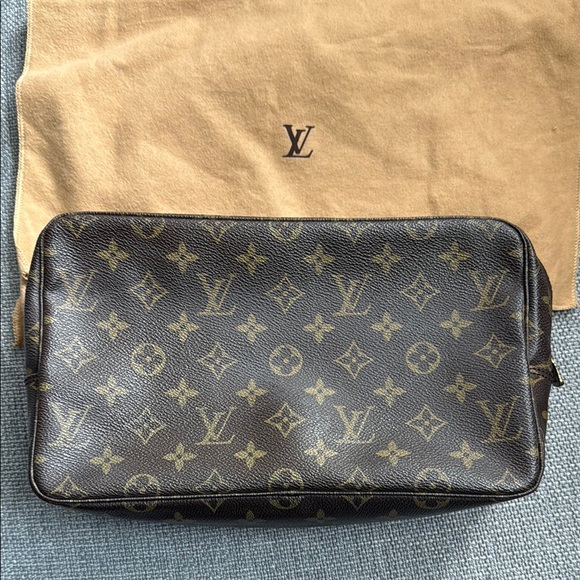 Vintage Louis Vuitton Monogram Trousse 28 - Picture 1 of 16